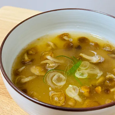 なめこスープ