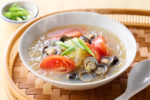 しじみとトマトの春雨スープ