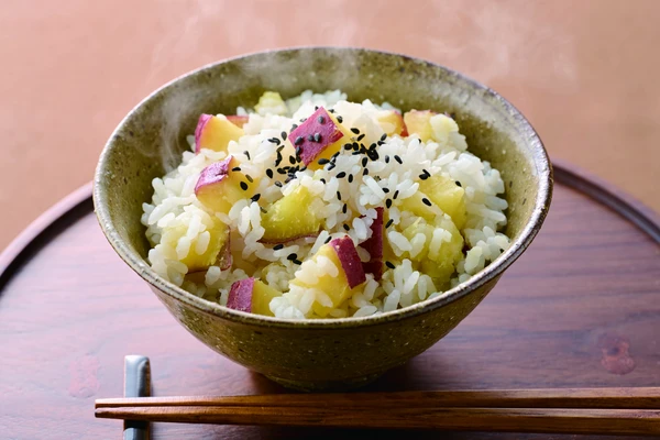 さつまいもご飯